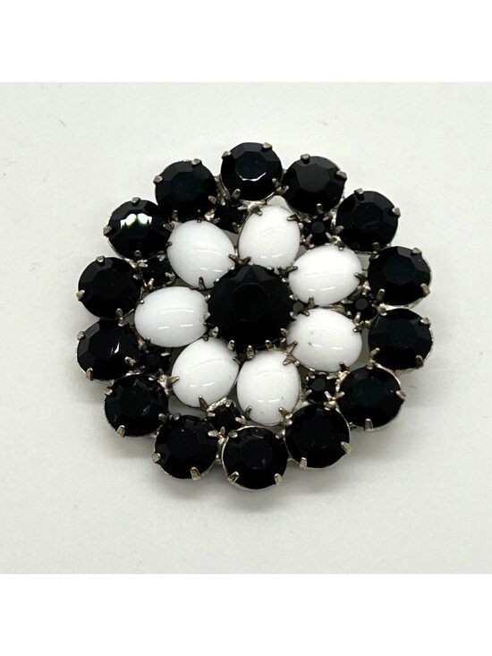 Estate Jewelry - Vintage Black White Flower Brooch Pin Acrylic Stone Floral Retro Costume Jewelry